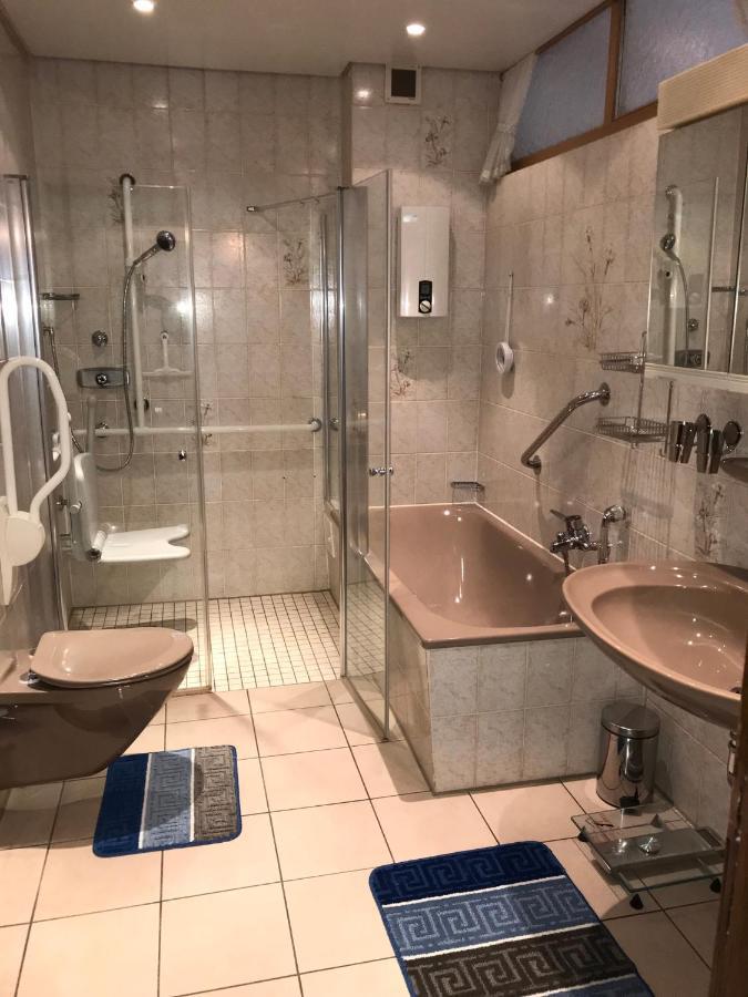 Ferienhaus Loehr Mit Treppenlift Villa Coblenza Esterno foto